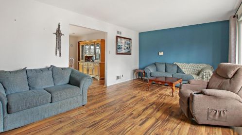 3307 Meadow Ln, Bull Valley, IL 60097-8835