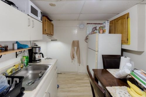 25 Merrick St, Worcester MA 01609-1837 exterior