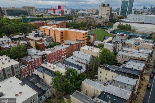 2030 Carlisle St, Philadelphia PA 19146-3106 exterior