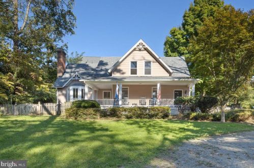 1100 Monroe St, Herndon, VA 20170-3001