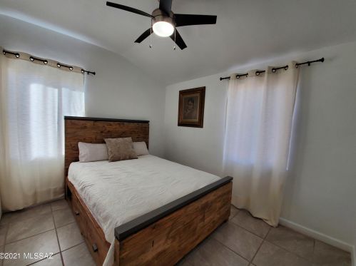 4149 17 St, Tucson AZ 85719-6503 exterior