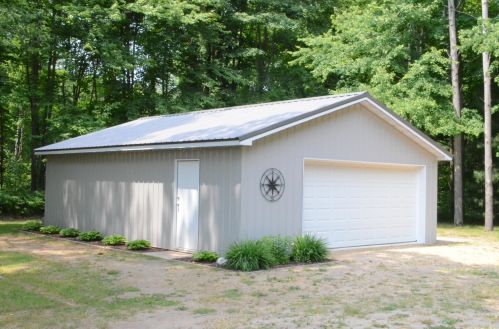 7883 112th St, Grant, MI 49327-9746