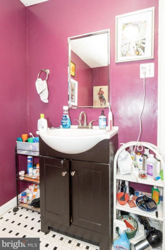 4921 Hazel Ave, Philadelphia PA 19143-2005 exterior