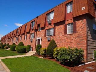 441 Woonasquatucket Ave, Providence RI  02911-1626 exterior