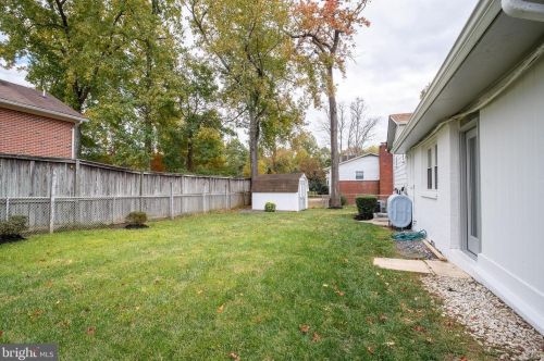 8705 Old Mount Vernon Rd, Alexandria VA  22309-2013 exterior