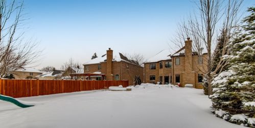 252 Grantley Ave, Elmhurst IL 60126-2237 exterior