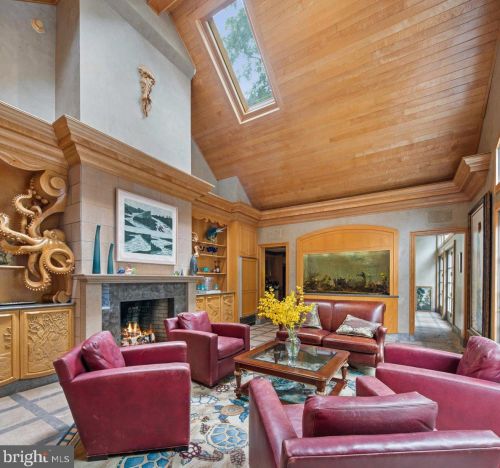 240 Library Pl, Princeton NJ 08540-3019 exterior