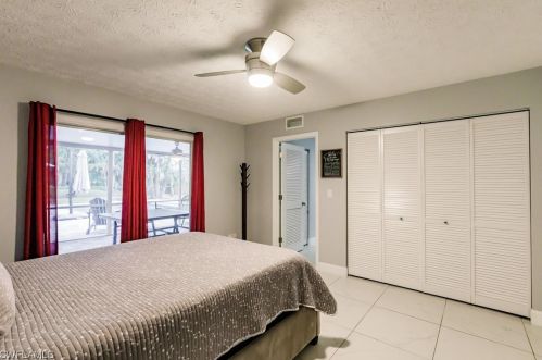 230 1 St, Naples FL 34117-5101 exterior