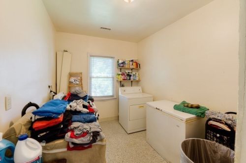 25 Merrick St, Worcester MA 01609-1837 exterior