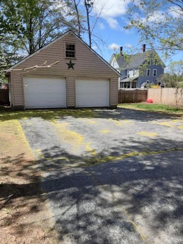 18 Spruce St, Concord NH  03301-3546 exterior