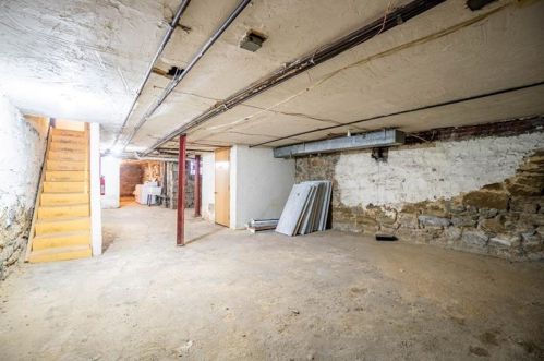 1908 Monongahela Ave, Pittsburgh PA 15218-2467 exterior