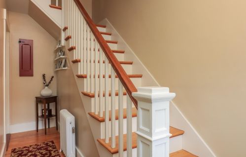 20 Tahanto St, Concord NH 03301-3833 exterior