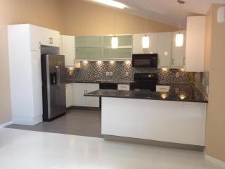 9951 Boca Gardens Trl, Boca Raton FL  33496-1717 exterior