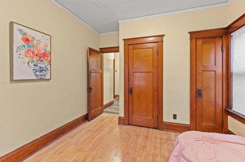 2440 46, Milwaukee WI 53210-2920 exterior