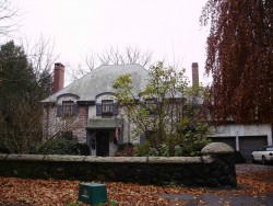 114 Bellevue St, Newton, MA 02458-1921