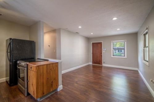 4711 Bay View Ave, Tampa FL 33611-1127 exterior