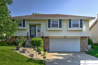 15224 R St, Omaha, NE 68137-2470