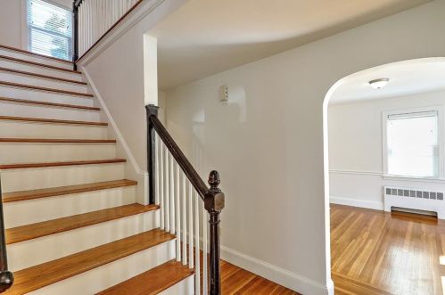 136 9th St, Providence RI 02906-2931 exterior