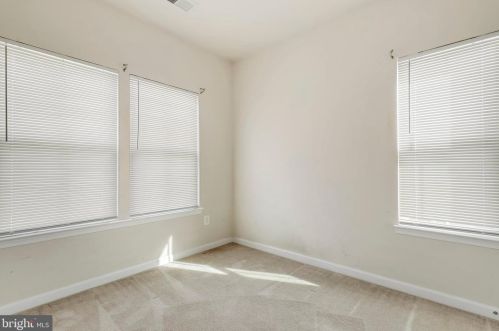 553 Fox River Hills Way, Glen Burnie MD 21060-8489 exterior