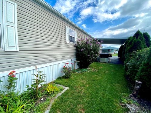 84 Celebration Cir, Chicopee MA 01020-2881 exterior