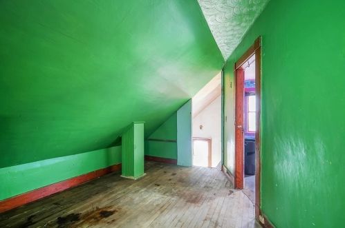 54 Lester St, Springfield MA 01108-2140 exterior