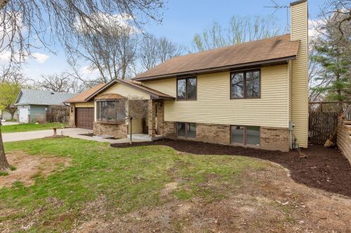 1131 Goodview Ave, Saint Paul, MN 55128-6129