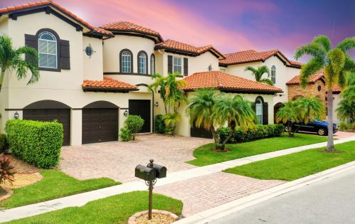 4061 Artesa Dr, Boynton Beach FL 33436-2628 exterior