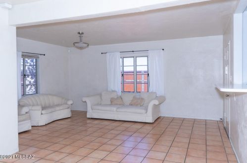 1710 Grant Rd, Tucson AZ 85712-2237 exterior