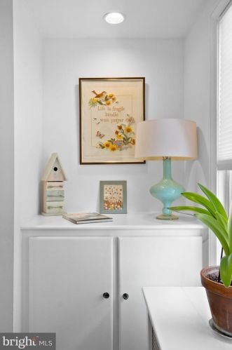 310 16th St, Philadelphia PA  19102-4907 exterior