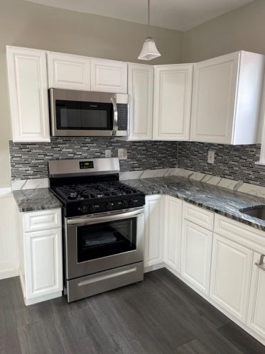 28 Wilmont, Springfield MA 01108-1823 exterior