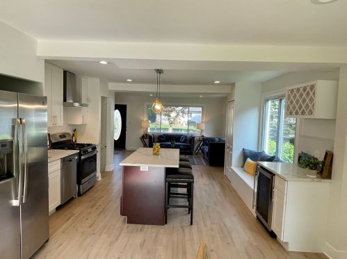 468 Emroy Ave, Elmhurst IL  60126-2019 exterior