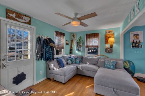 2307 Bert Ave, Point Pleasant Beach, NJ 08742-3702