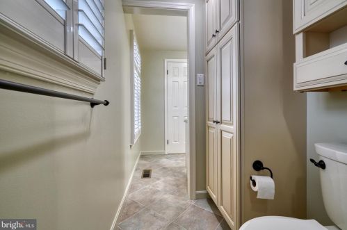 1609 Mithering Ln, Silver Spring MD 20905-7045 exterior