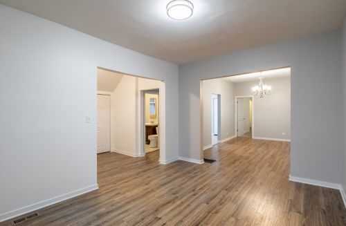 7518 Champlain Ave, Chicago IL 60619-2223 exterior