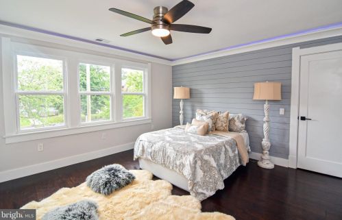 2911 17th St, Washington DC  20018-1825 exterior