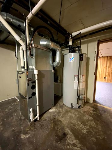 2133 10 St, Manitowoc WI 54220-6508 exterior