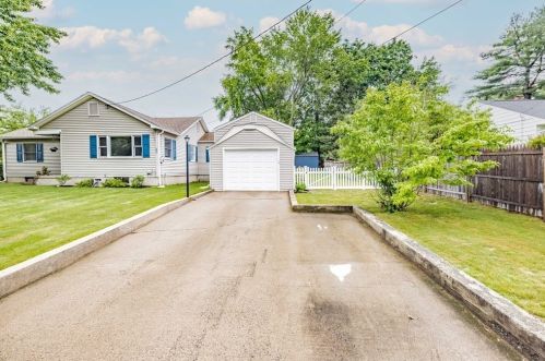 83 Mallowhill Rd, Springfield, MA 01129-1627