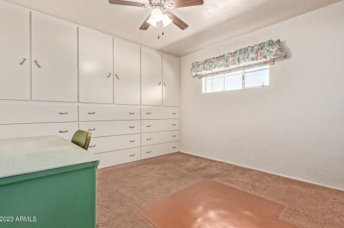 8301 28th Dr, Phoenix AZ 85051-8464 exterior