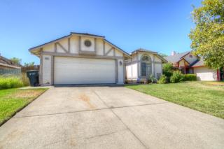 6352 Lochinvar Way, Sacramento CA  95823-5670 exterior