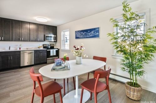 140 Milligan Rd, Babylon NY  11704-8236 exterior