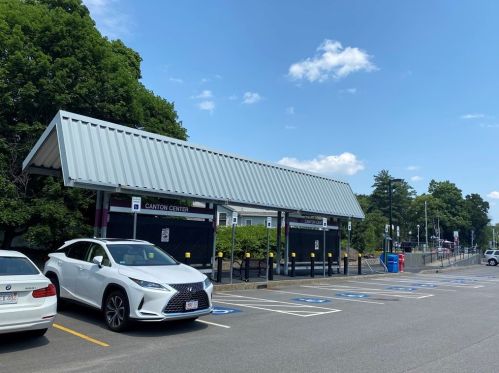 117 Revere St, Canton MA  02021-2979 exterior