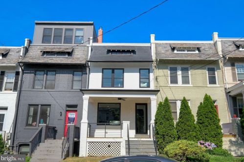 2410 37th St, Washington DC  20007-1835 exterior