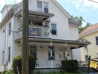 157 Bunker Ave, Meriden CT  06450-3334 exterior