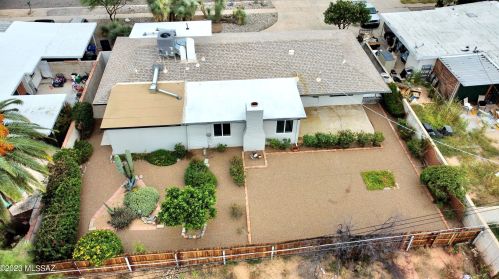 2520 Calle Cordova, Tucson AZ  85710-5732 exterior