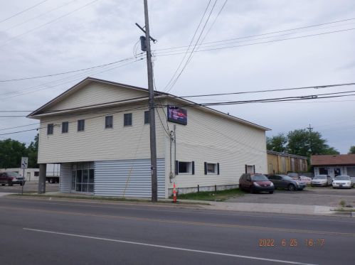 824 Portage St, Kalamazoo MI  49001-3004 exterior