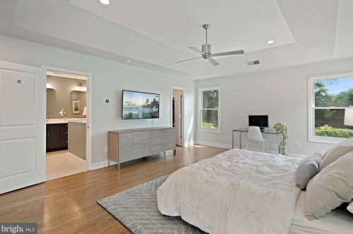 6543 Chesterfield Ave, Mc Lean VA  22101-5231 exterior