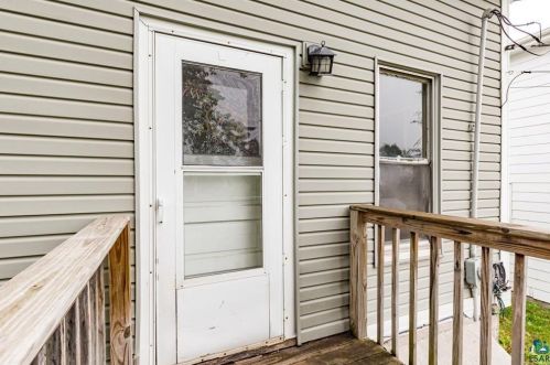 827 11 Ave, Duluth MN 55805-1616 exterior