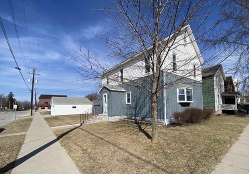 900 8th St, Menominee, MI 49858-3052