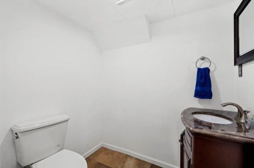 841 Macarthur Dr, Pittsburgh PA 15228-1703 exterior