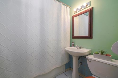 5120 Sawyer Ave, Chicago IL 60655-2413 exterior